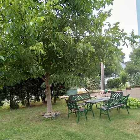 Hannah - Relax Dom Pod Orechom - 2i Rodinne So Zdielanou Kuchynou Apartmán Trávnica