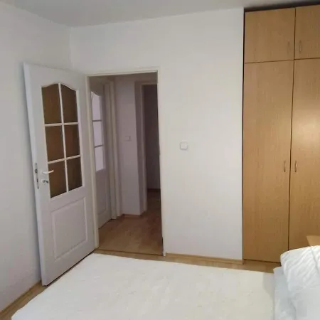 Hannah - Relax Dom Pod Orechom - 2i Rodinne So Zdielanou Kuchynou