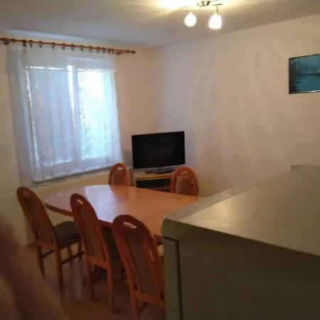 Hannah - Relax Dom Pod Orechom - 2i Rodinne So Zdielanou Kuchynou Apartman Barsfüss