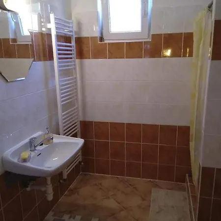 Apartmán Hannah - Relax Dom Pod Orechom - 2i Rodinne So Zdielanou Kuchynou
