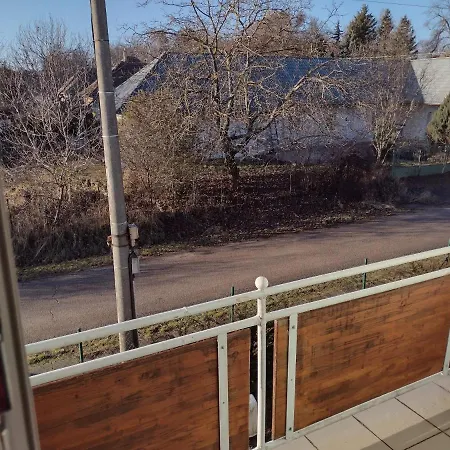 Hannah - Relax Dom Pod Orechom - 2i Rodinne So Zdielanou Kuchynou *