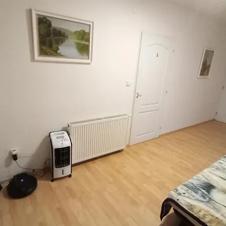 Hannah - Relax Dom Pod Orechom - 2i Rodinne So Zdielanou Kuchynou