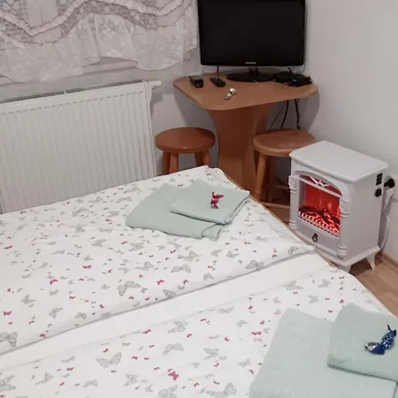 Hannah - Relax Dom Pod Orechom - 2i Rodinne So Zdielanou Kuchynou Apartmán