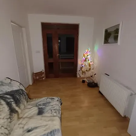 Hannah - Relax Dom Pod Orechom - 2i Rodinne So Zdielanou Kuchynou *