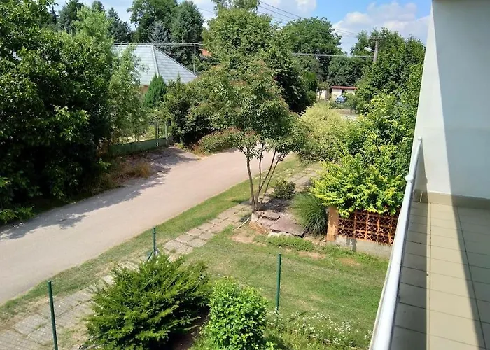 Hannah - Relax Dom Pod Orechom - 2i Rodinne So Zdielanou Kuchynou *