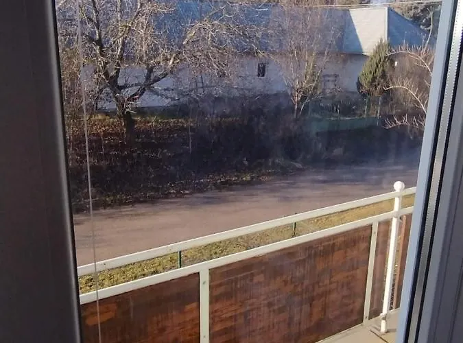 Hannah - Relax Dom Pod Orechom - 2i Rodinne So Zdielanou Kuchynou Trávnica